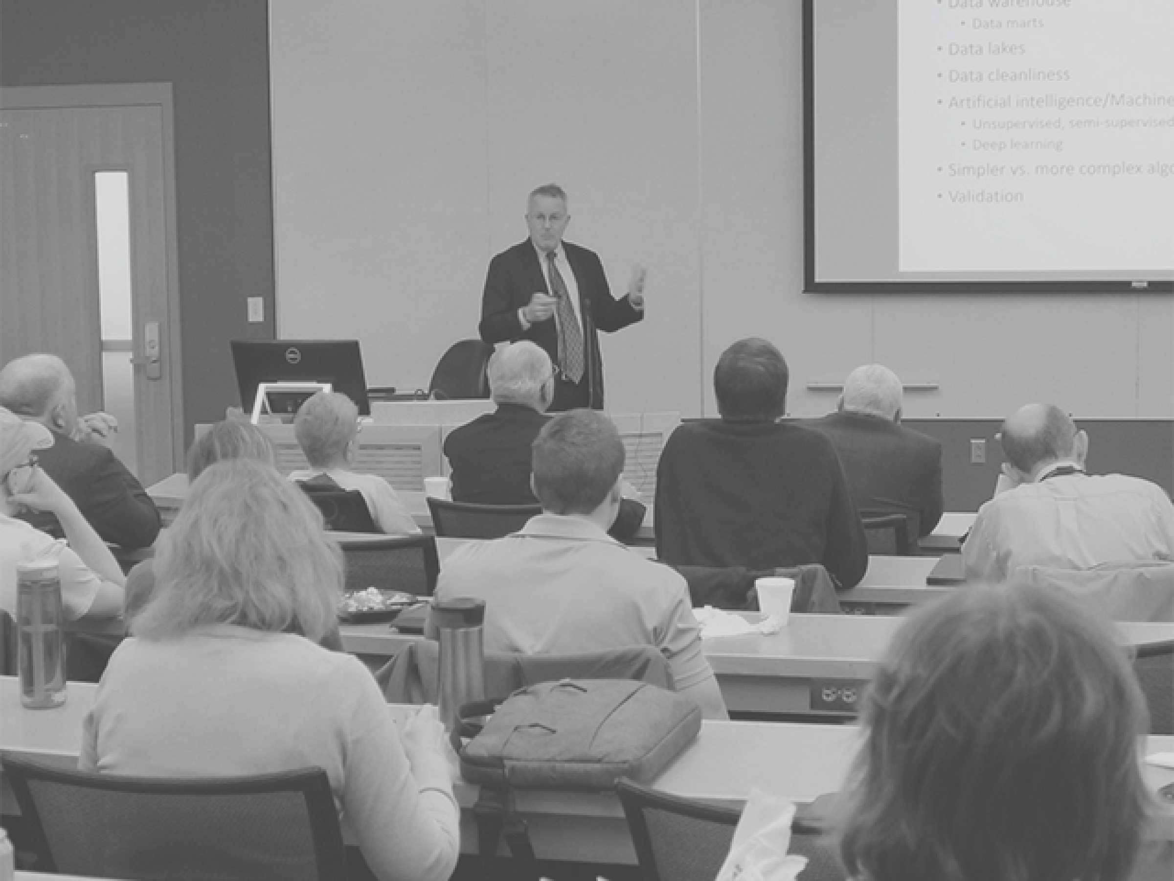 seminar-gray